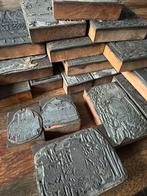 25 cliches op houten voet ca.100 jaar oud uit oude drukkerij, Antiek en Kunst, Ophalen of Verzenden