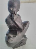 Corrie van Ammerlaan Bronzen beeldje vrouw met boek, Ophalen of Verzenden, Mens