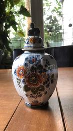 Delfts vaasje, klein gekleurd, Antiek en Kunst, Ophalen of Verzenden