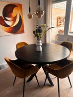 Eetkamertafel rond 130cm + 4 stoelen, Huis en Inrichting, Complete eetkamers, Ophalen, Zo goed als nieuw, 4 tot 6 stoelen