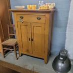 Brocante vintage oude meidenkast servieskastje keukenkastje, Ophalen
