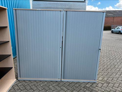 2 Steelcase roldeurkasten, Huis en Inrichting, Kasten | Boekenkasten, Gebruikt, 100 tot 150 cm, 150 tot 200 cm, 25 tot 50 cm, Met deur(en)