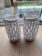 2 Witte Windlichten - 31cm Hoog, Overige materialen, 25 tot 50 cm, Wit, Ophalen of Verzenden