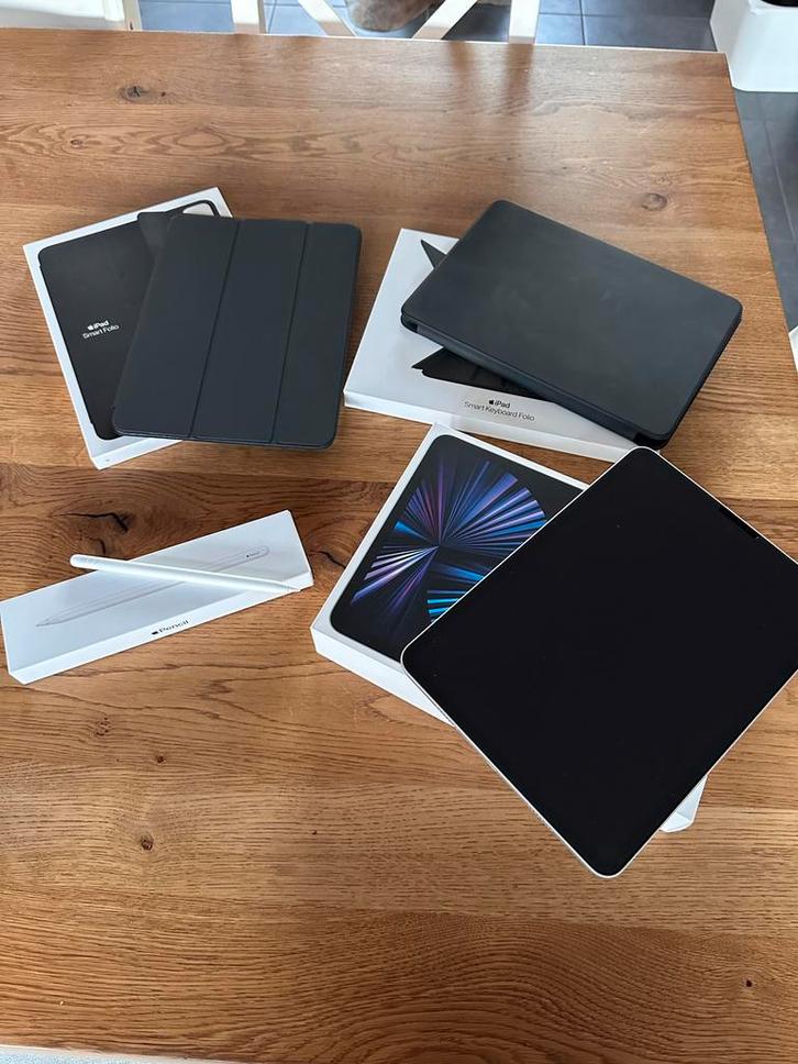 iPad Pro 11inch 3e generatie 128GB ZGAN + accessoires, Computers en Software, Apple iPads, Zo goed als nieuw, Apple iPad Pro, Wi-Fi