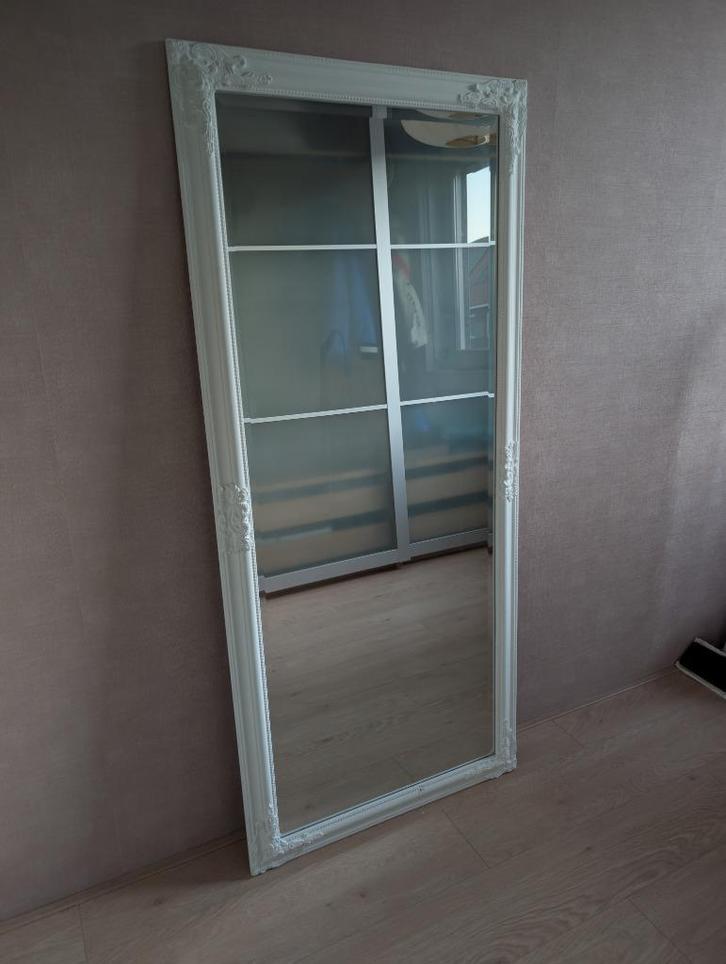 Grote Sierlijke Spiegel - Barok Stijl - Mat Wit, Huis en Inrichting, Woonaccessoires | Spiegels, Zo goed als nieuw, 50 tot 75 cm
