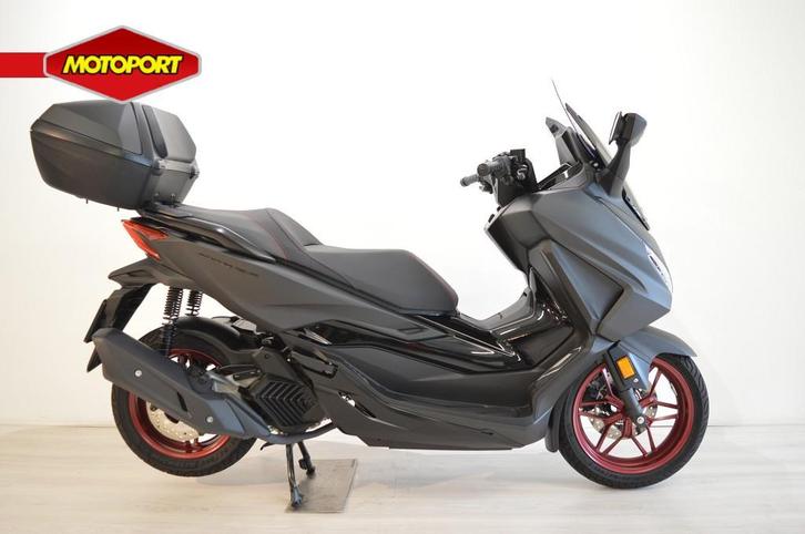 Honda NSS 125 FORZA SE (bj 2023), Motoren, Motoren | Honda, Bedrijf, Scooter