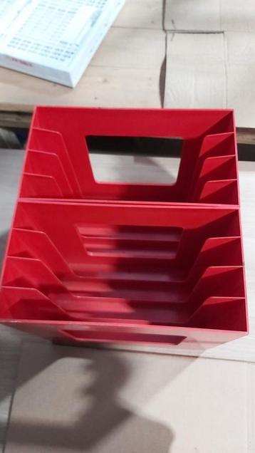 Vinyl opbergboxen, schakelbaar systeem rood voor 40/48 stuks beschikbaar voor biedingen
