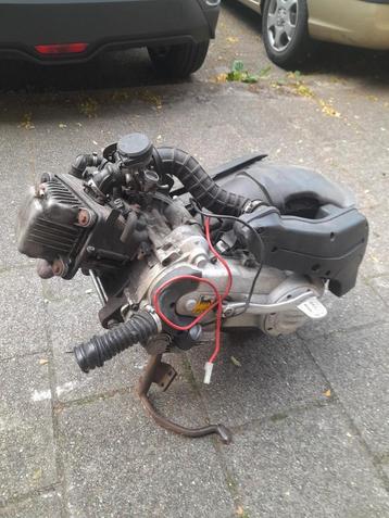 zip 80cc malossi blok  beschikbaar voor biedingen