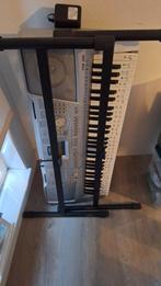Keybord  yamaha met standaard en noten, Overige merken, Ophalen of Verzenden, Met standaard, 61 toetsen
