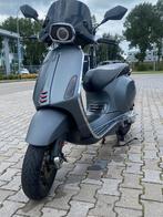 Vespa sprint 2017, Fietsen en Brommers, Scooters | Vespa, Ophalen, Zo goed als nieuw
