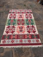 Marrokaans kelim vloerkleed rood/groen – 250 x 151 cm, Ophalen of Verzenden, Rood, Rechthoekig, 200 cm of meer