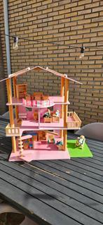 Roze houten poppenhuis, Zo goed als nieuw, Ophalen