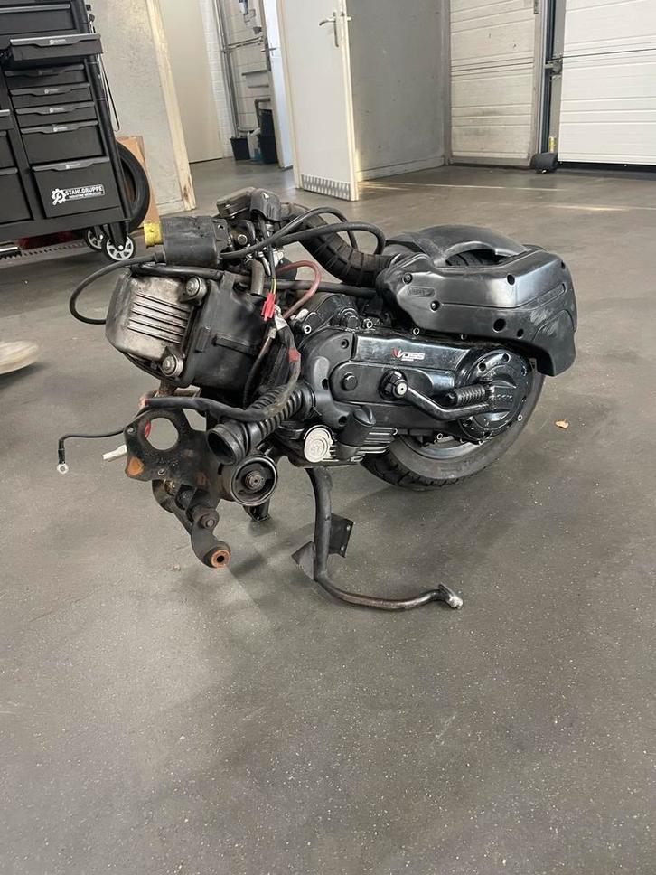 Zip 80 cc blok compleet, Fietsen en Brommers, Scooters | Piaggio, Zo goed als nieuw, Zip, Benzine, Ophalen