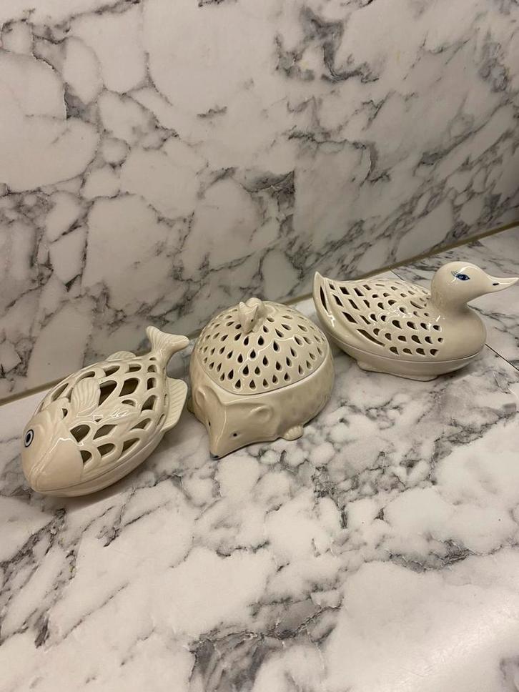 Kerstcadeau tip: vintage keramieken potpourri schaaltjes, Antiek en Kunst, Antiek | Keramiek en Aardewerk, Ophalen of Verzenden