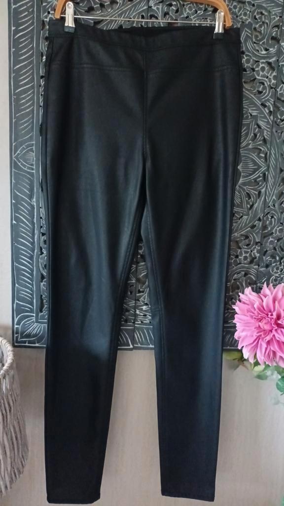 Knit-ted zwarte broek 2XXL - Nieuwstaat!, Kleding | Dames, Broeken en Pantalons, Nieuw, Maat 42/44 (L), Zwart, Lang, Ophalen of Verzenden