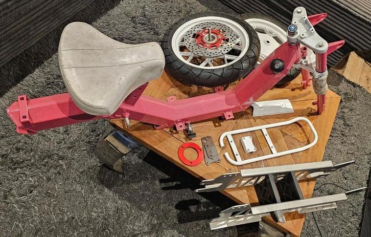 Gilera Citta project custom paint spuitwerk flakes remschijf, Fietsen en Brommers, Brommeronderdelen | Algemeen, Overige typen