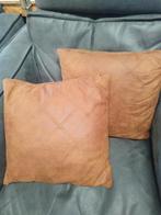 Bruine kussens, Huis en Inrichting, Woonaccessoires | Kussens, Ophalen of Verzenden, Zo goed als nieuw, Bruin, Vierkant