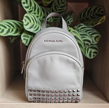 NU €40 ‼️ Michael Kors tas rugzak rugtas  beschikbaar voor biedingen