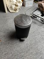 Klein pedaal prullenbak, Ophalen, Kunststof, Gebruikt, Minder dan 10 liter