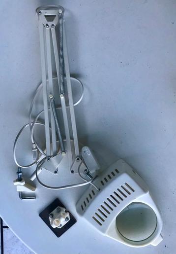 Proffesionele lamp voor horloge/klokkenmakers beschikbaar voor biedingen