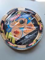 Pyrex glazen quicheschaal met houten onderschaal nieuw, Ophalen of Verzenden, Losse flippo's