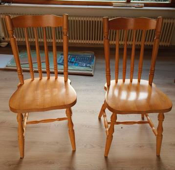 Licht eiken spijlen stoelen 2 stuks  beschikbaar voor biedingen