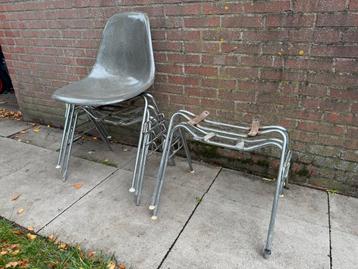 Eames Stapel Onderstellen - Herman Miller/Vitra beschikbaar voor biedingen
