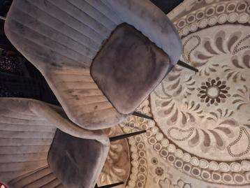Twee mooie velours stoeltjes 