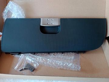 NIEUW DASHBOARD KLEPJE ZWART C1-107 AYGO 2005 2014  beschikbaar voor biedingen