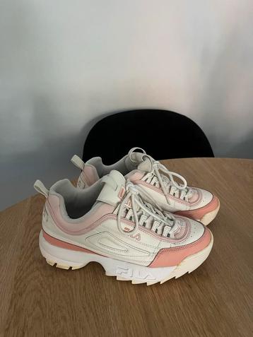 Fila Sneakers Maat 40 beschikbaar voor biedingen