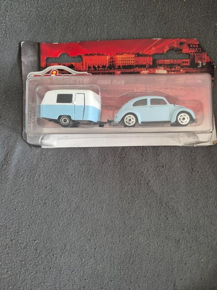 Majorette Volkswagen Beetle Vintage with Eriba Puck blauw, Hobby en Vrije tijd, Modelauto's | Overige schalen, Nieuw, Overige typen