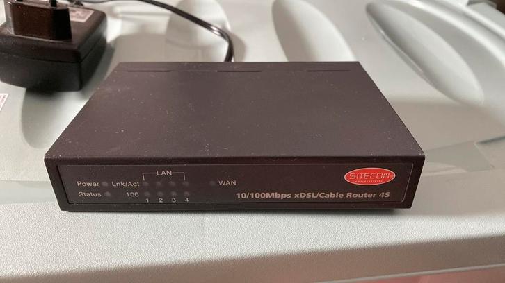 Sitecom DC-202, Computers en Software, Routers en Modems, Gebruikt, Router, Ophalen of Verzenden