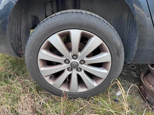 Velgen set + banden van een Opel Astra, Auto-onderdelen, Banden en Velgen, Personenwagen, Gebruikt, 3 maanden garantie, Ophalen of Verzenden