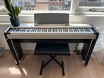 Elektrische piano met galmpedaal (137b x 73 h & 32 d), Muziek en Instrumenten, Piano's, Ophalen, Gebruikt, Bruin, Piano