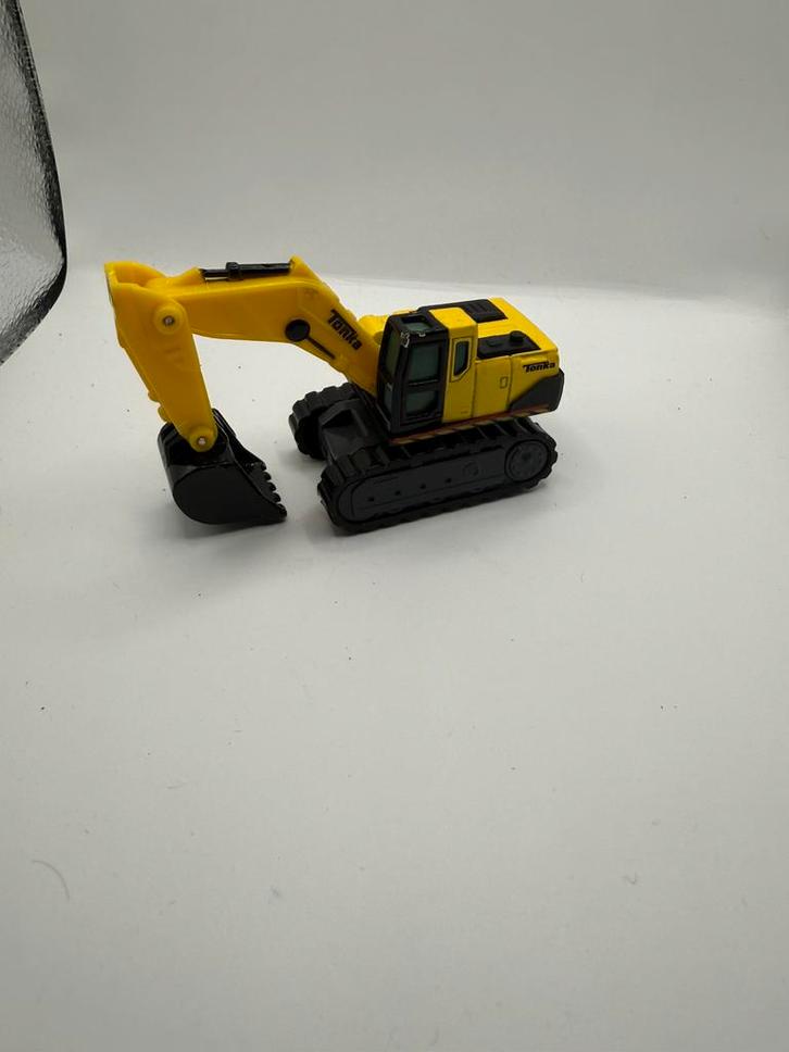 Tonka graafmachine (Funrase), Hobby en Vrije tijd, Modelauto's | Overige schalen, Zo goed als nieuw, Ophalen of Verzenden