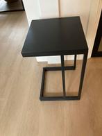 Stijlvolle Zwarte Bijzettafel, Minder dan 55 cm, Gebruikt, Metaal of Aluminium, Vierkant