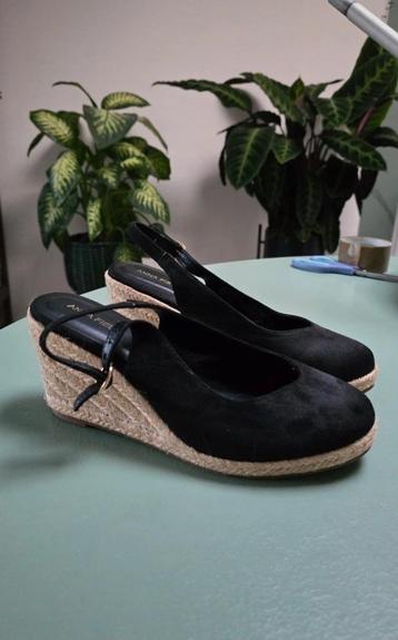 Sandalen met plateauzool (8 cm), Anna Field, mt 39 beschikbaar voor biedingen