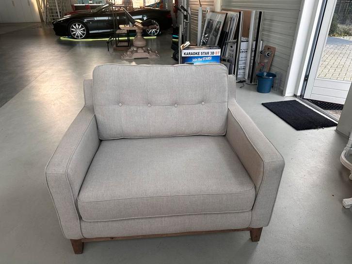 Loveseat Rivièra Maison - Stijlvol en Comfortabel!, Huis en Inrichting, Fauteuils, Zo goed als nieuw, Hout, 125 cm of meer, 75 tot 100 cm