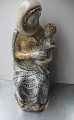 Aardewerk beeld, Madonna met Kind, Willem Nijs, Terraco Draa, Antiek en Kunst, Antiek | Keramiek en Aardewerk, Ophalen of Verzenden
