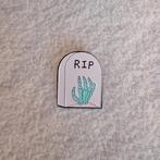 Kledingspeld - Pin - Brooch - Enamel Pin - Halloween RIP, Kleding | Dames, Overige Dameskleding, Nieuw, Verzenden