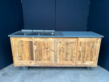 Mobiele Frituur (3 pannen) beschikbaar voor biedingen