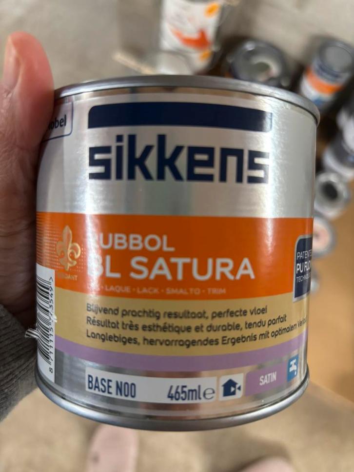 Sikkens rubbol BL satura bruinzwarte lak 0,5liter, Hobby en Vrije tijd, Knutselen, Nieuw, Materiaal, Ophalen of Verzenden