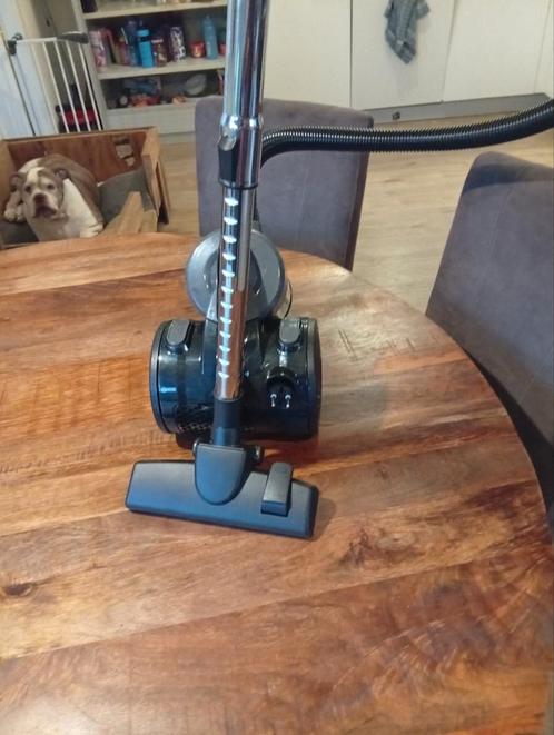 Aigostar Stofzuiger - Krachtig en Compact, Witgoed en Apparatuur, Stofzuigers, Gebruikt, Stofzuiger, Minder dan 1200 watt, Reservoir