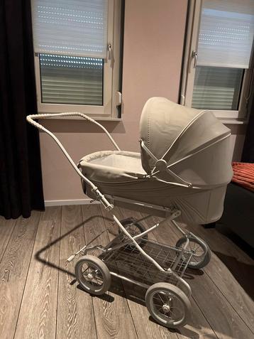 Koelstra Wandelwagen - Klassiek Model beschikbaar voor biedingen