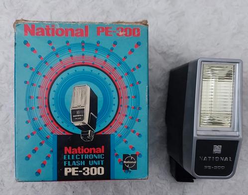 National pe-300 electronic flash unit in originele doos, Audio, Tv en Foto, Fotografie | Flitsers, Gebruikt, Overige merken, Ophalen of Verzenden
