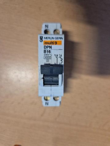 Merlin Gerin Muli 9 DPN B16 automaat beschikbaar voor biedingen