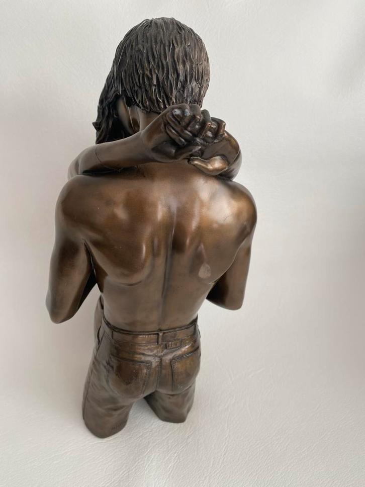 Oliver Tupton Beeld - Intiem Moment, Antiek en Kunst, Kunst | Beelden en Houtsnijwerken, Ophalen