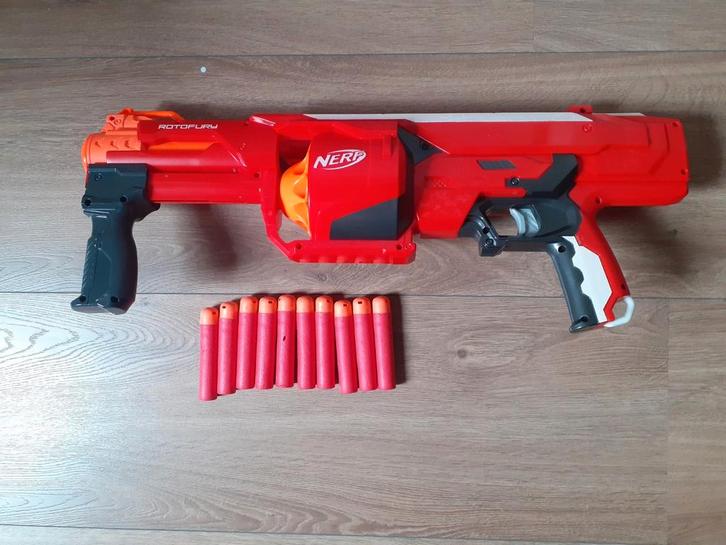 Nerf Mega Rotofury + gratis nerf en bril, Kinderen en Baby's, Speelgoed | Buiten | Actiespeelgoed, Zo goed als nieuw, Ophalen of Verzenden