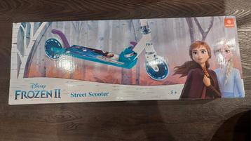 Mondo Disney Frozen - Step beschikbaar voor biedingen