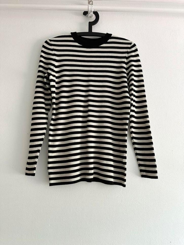 Top /truitje ecru zwart gestreept Hema maat L, Kleding | Dames, Tops, Zo goed als nieuw, Maat 42/44 (L), Zwart, Lange mouw, Ophalen of Verzenden